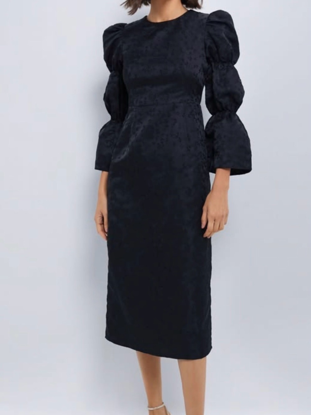 Hyacinth House Black Jacquard Puff Sleeve Midi Darcy Dress NWT - Tuckernuck